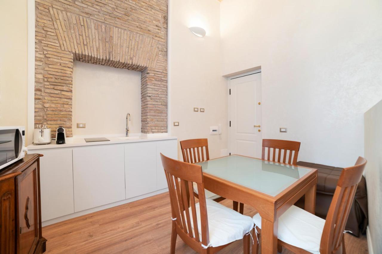 Pantheon Escape Apartment
