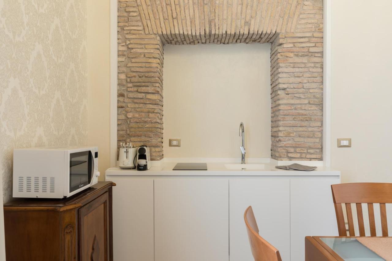 Pantheon Escape Apartment